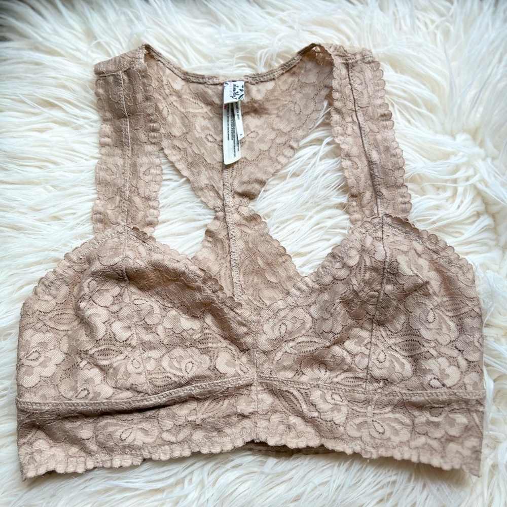 🍭 Free People Lace Top or Bra XS